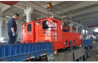 黑龍江2臺10噸架線式湘潭電機(jī)車發(fā)往云南