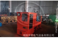 黑龍江架線式電機車為什么禁止在停穩(wěn)前反向行駛？